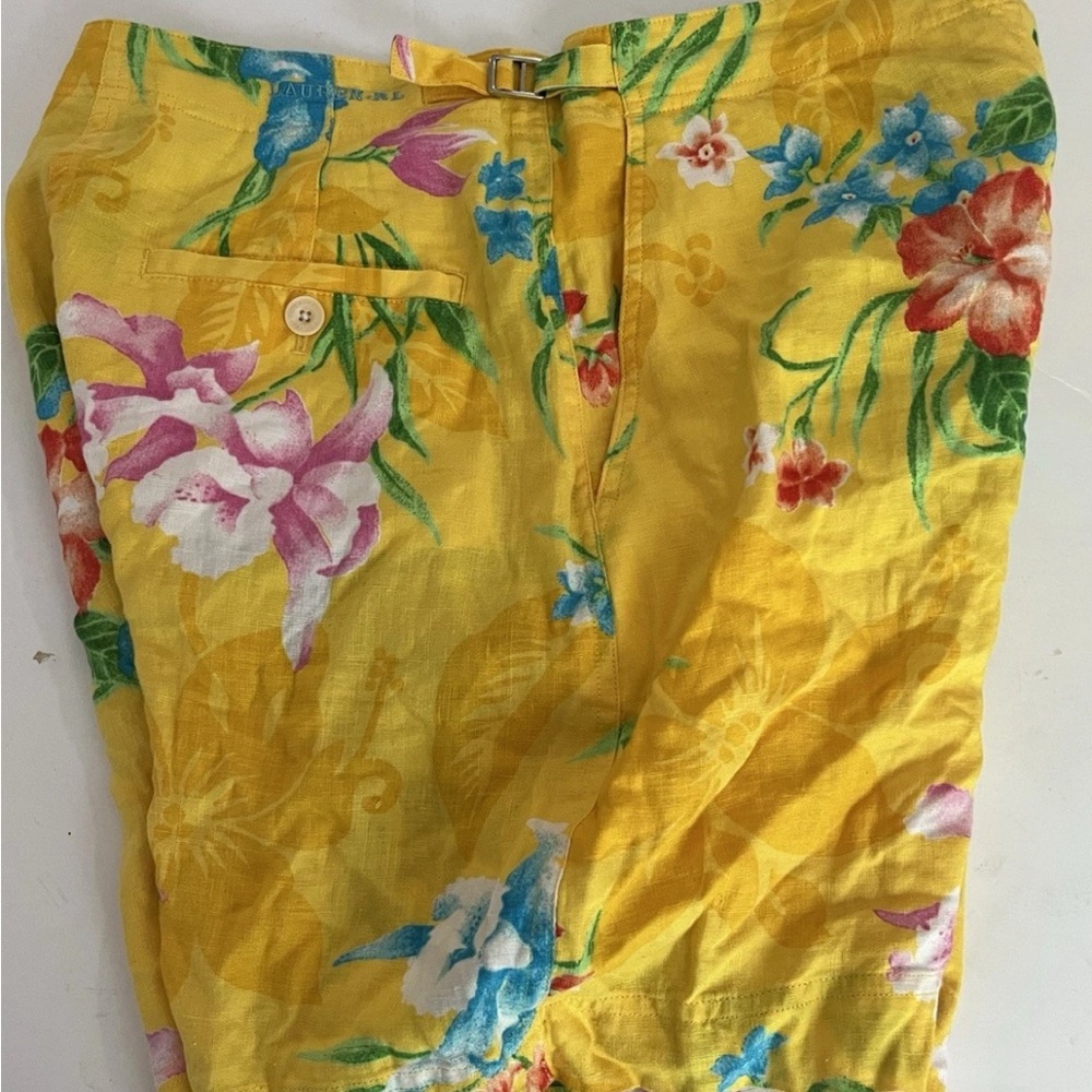 Vintage Lauren Ralph Lauren Vibrant Floral Yellow Shorts 100% linen size 8